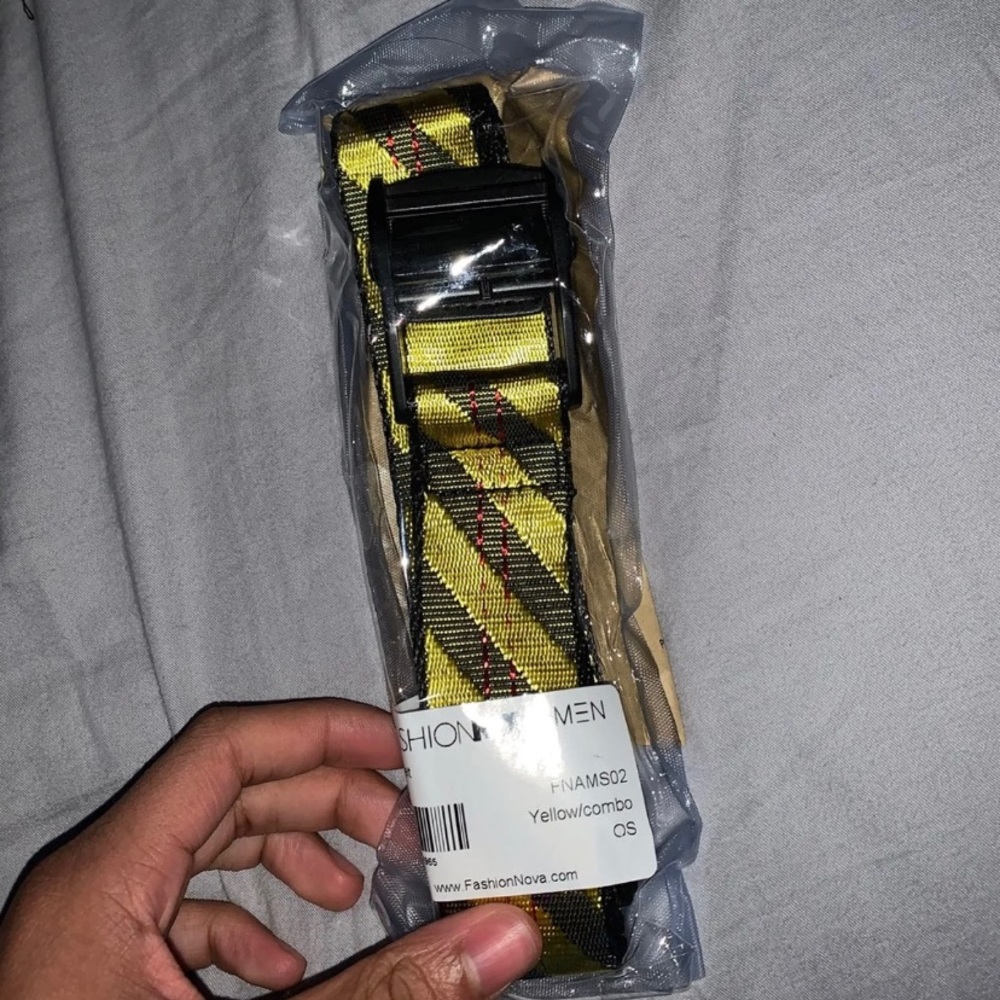 Fashion Nova Construction Belt